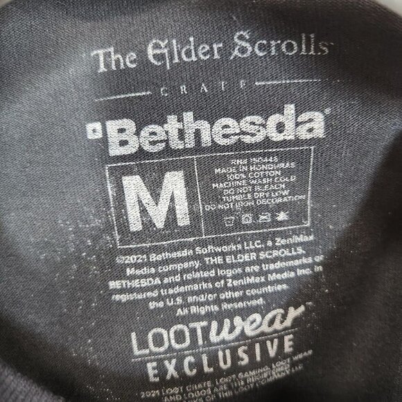 Elder Scrolls Online Flames of Ambition Shirt - Loot Crate Exclusive Size Medium - Picture 4 of 5